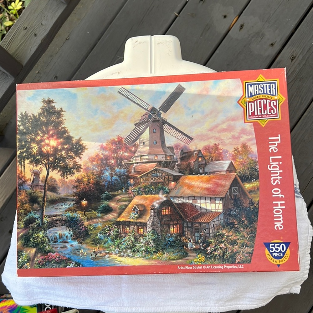 Master Pieces 550pc jigsaw puzzle